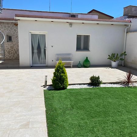 Brezza Marina Appartement Tarente Buitenkant foto