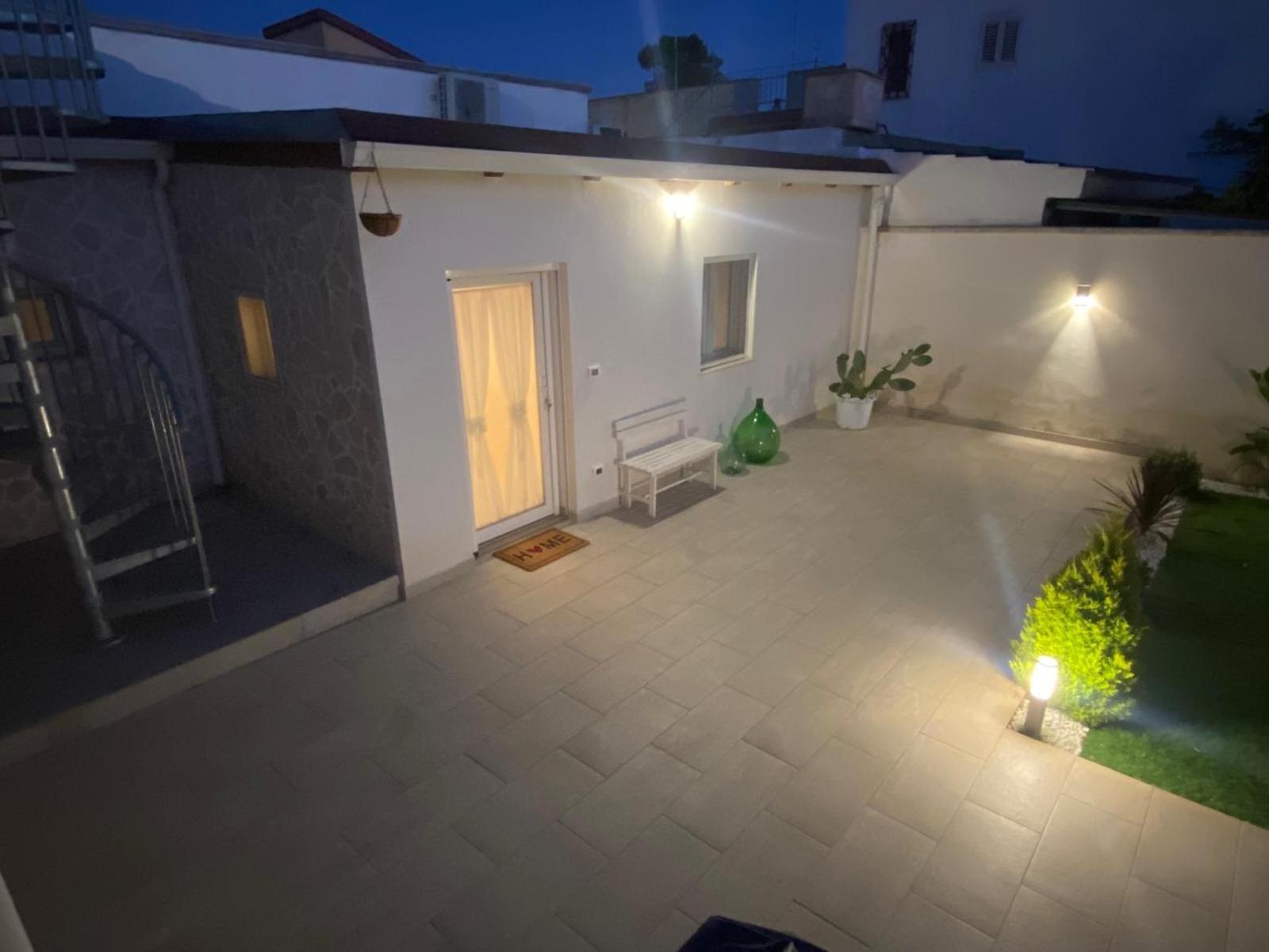 Brezza Marina Appartement Tarente Buitenkant foto